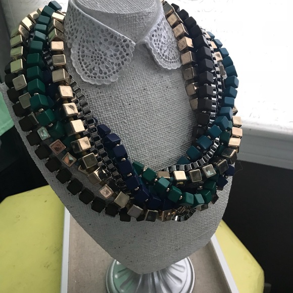 Box Necklace - Picture 2 of 2